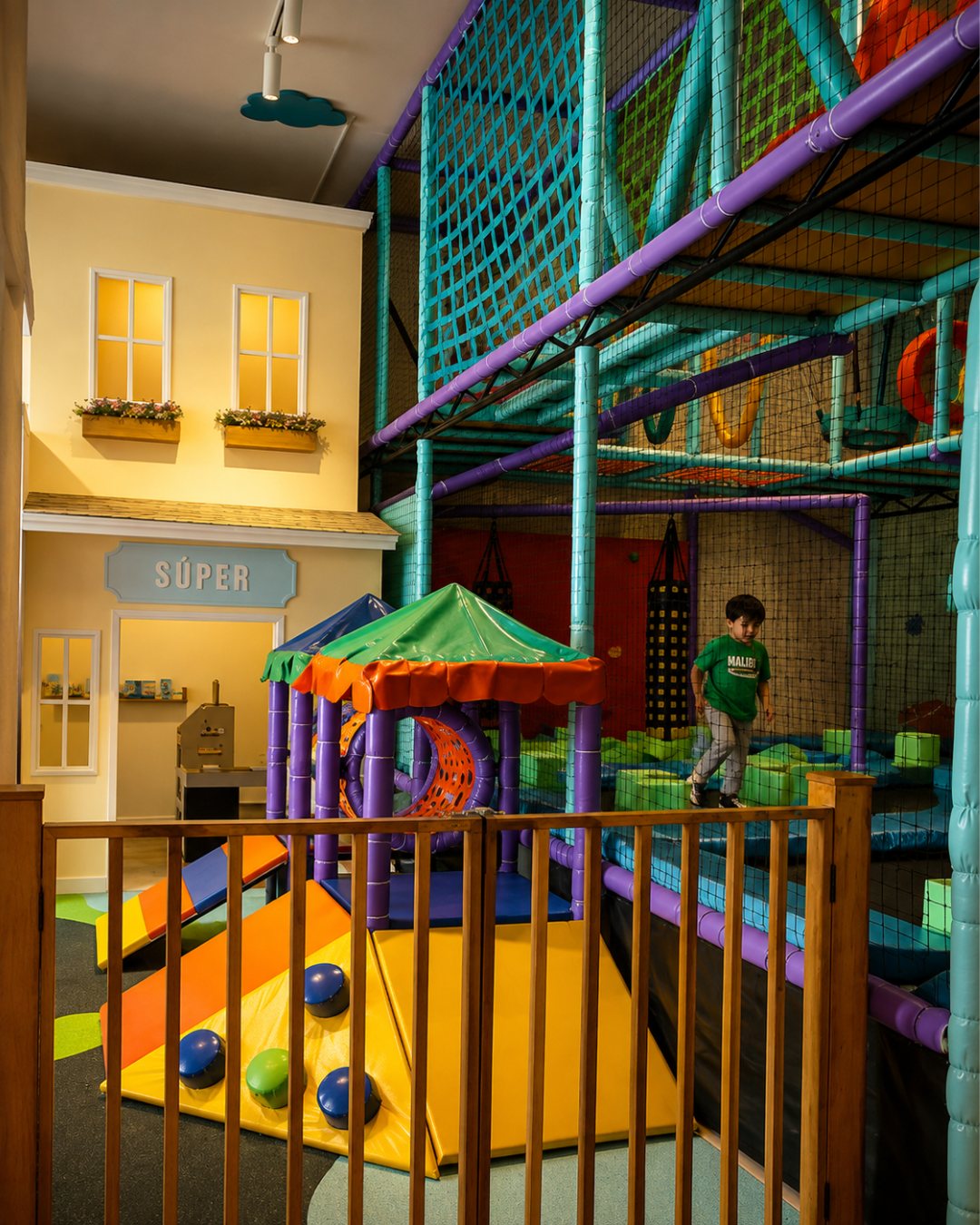 Play room Lummi Kids